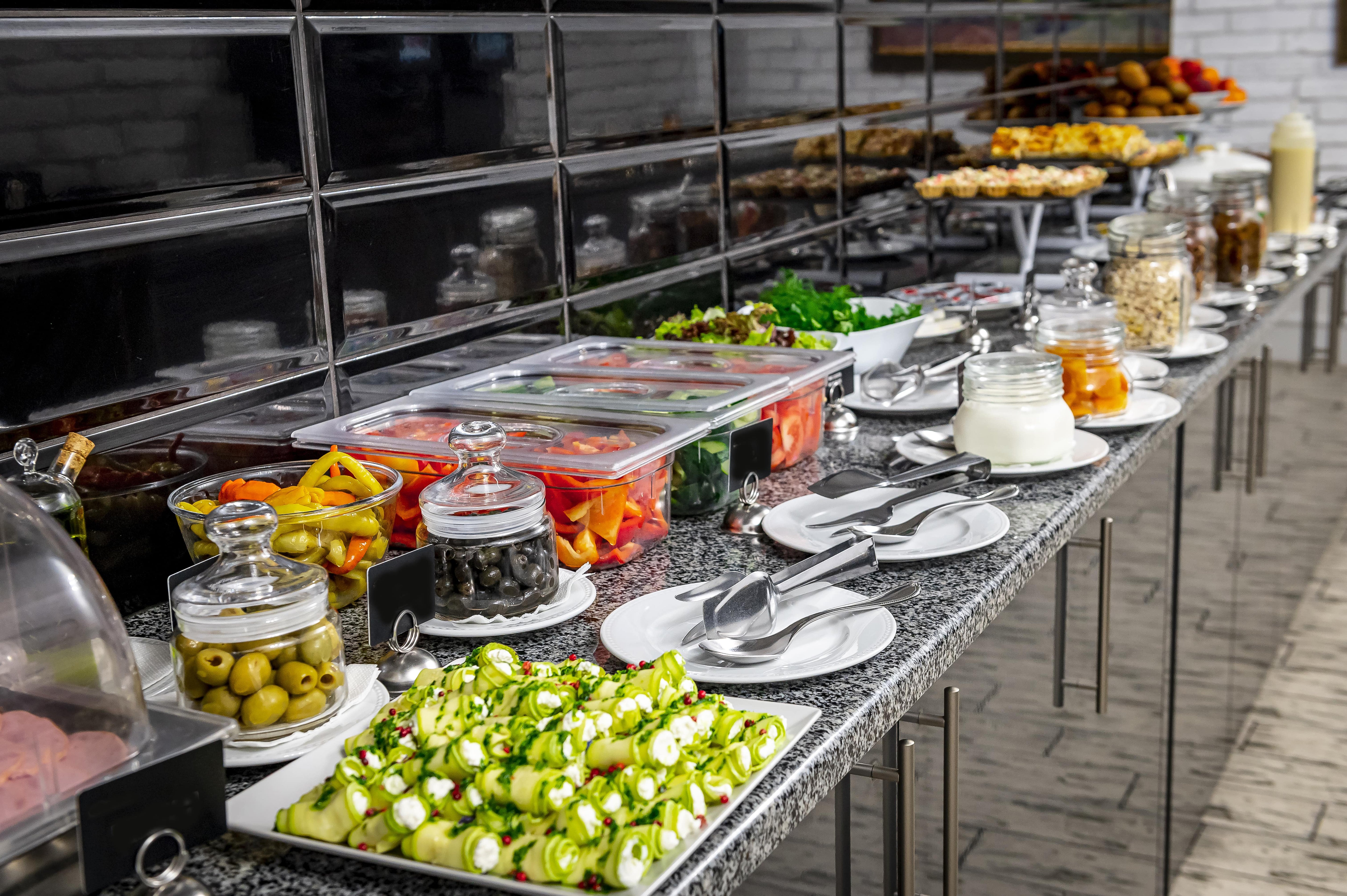 How to start a buffet restaurant