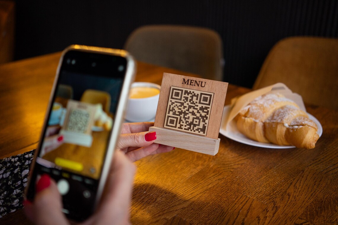 QR code menu, QR code menu sign, Wooden qr cod sign, q-103