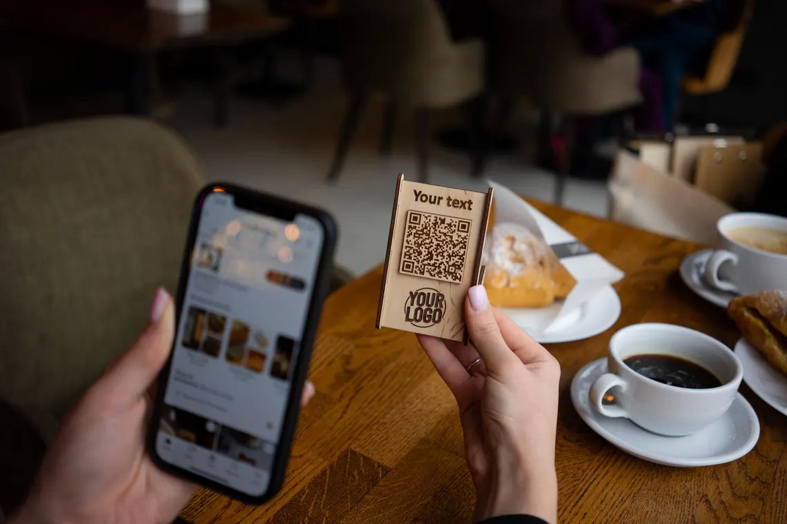 QR code menu, QR code menu sign, Wooden qr cod sign, q-107