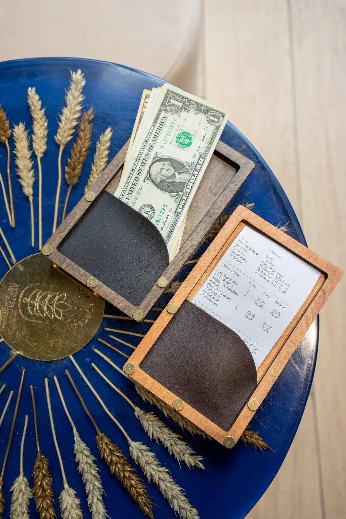 Rustic Wooden Check Presenter, Bill Holder for Restaurants and Cafés FREE ENGRAVING