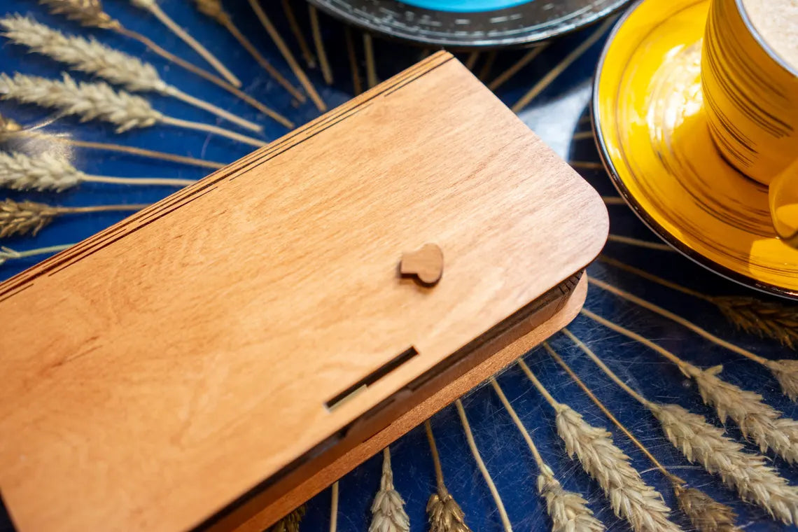 Rustic Wooden Check Presenter, Bill Holder for Restaurants and Cafés FREE ENGRAVING