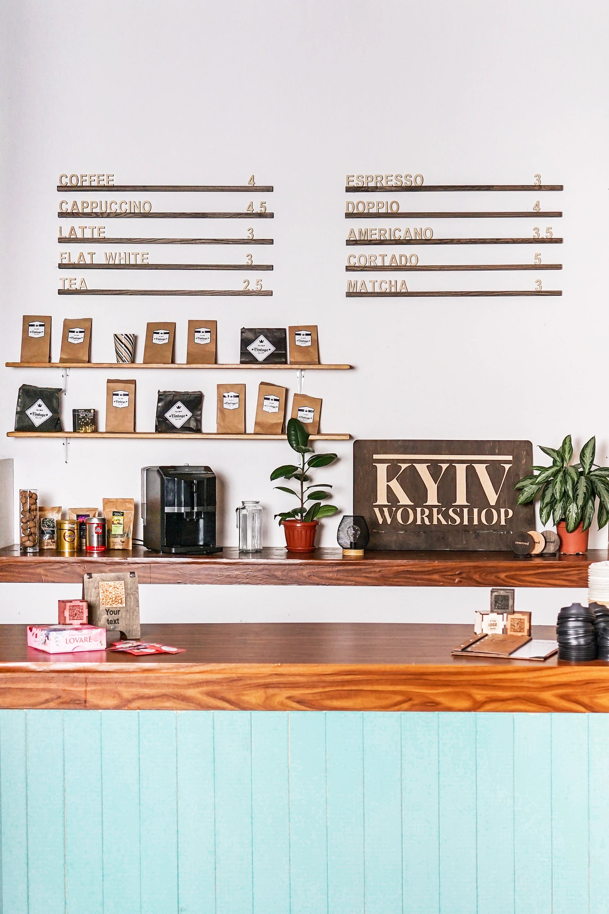 Wooden wall menu board for coffee shops (free customization)