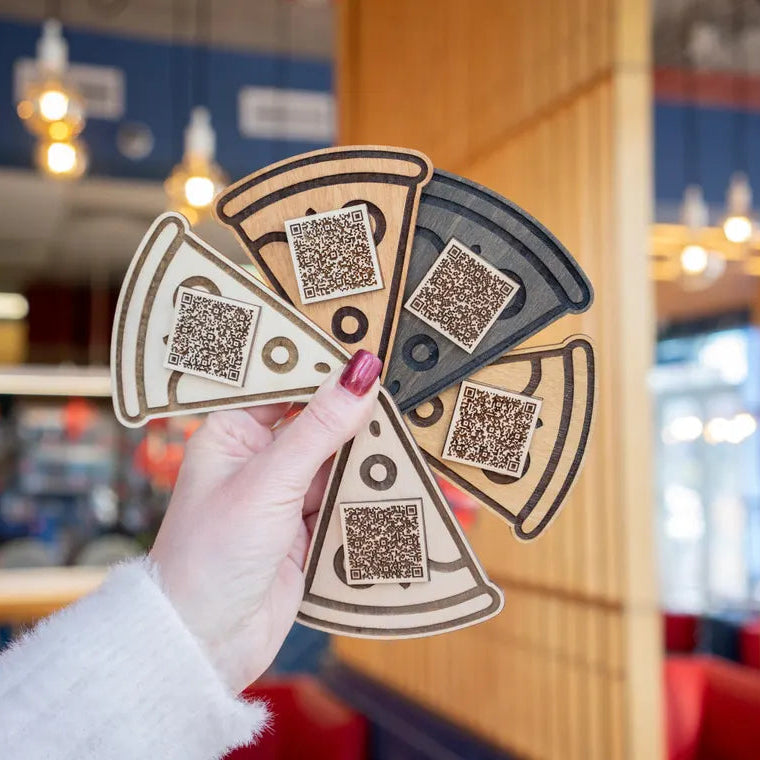 Pizza shaped QR code – Personalized Contactless Menu Stand for Restaurants, Bars, Cafes