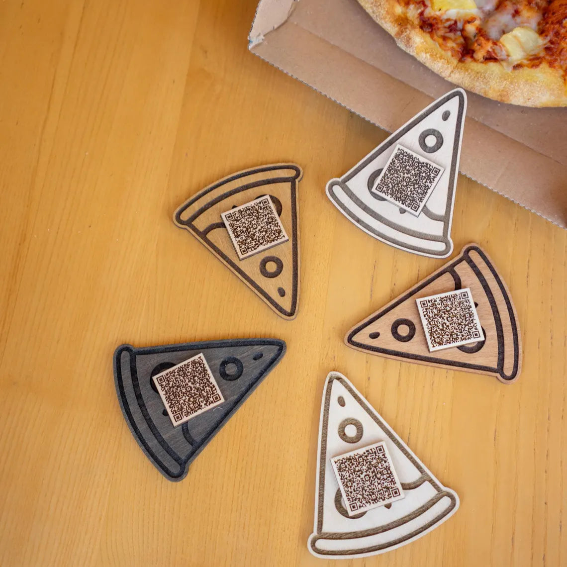 Pizza shaped QR code – Personalized Contactless Menu Stand for Restaurants, Bars, Cafes