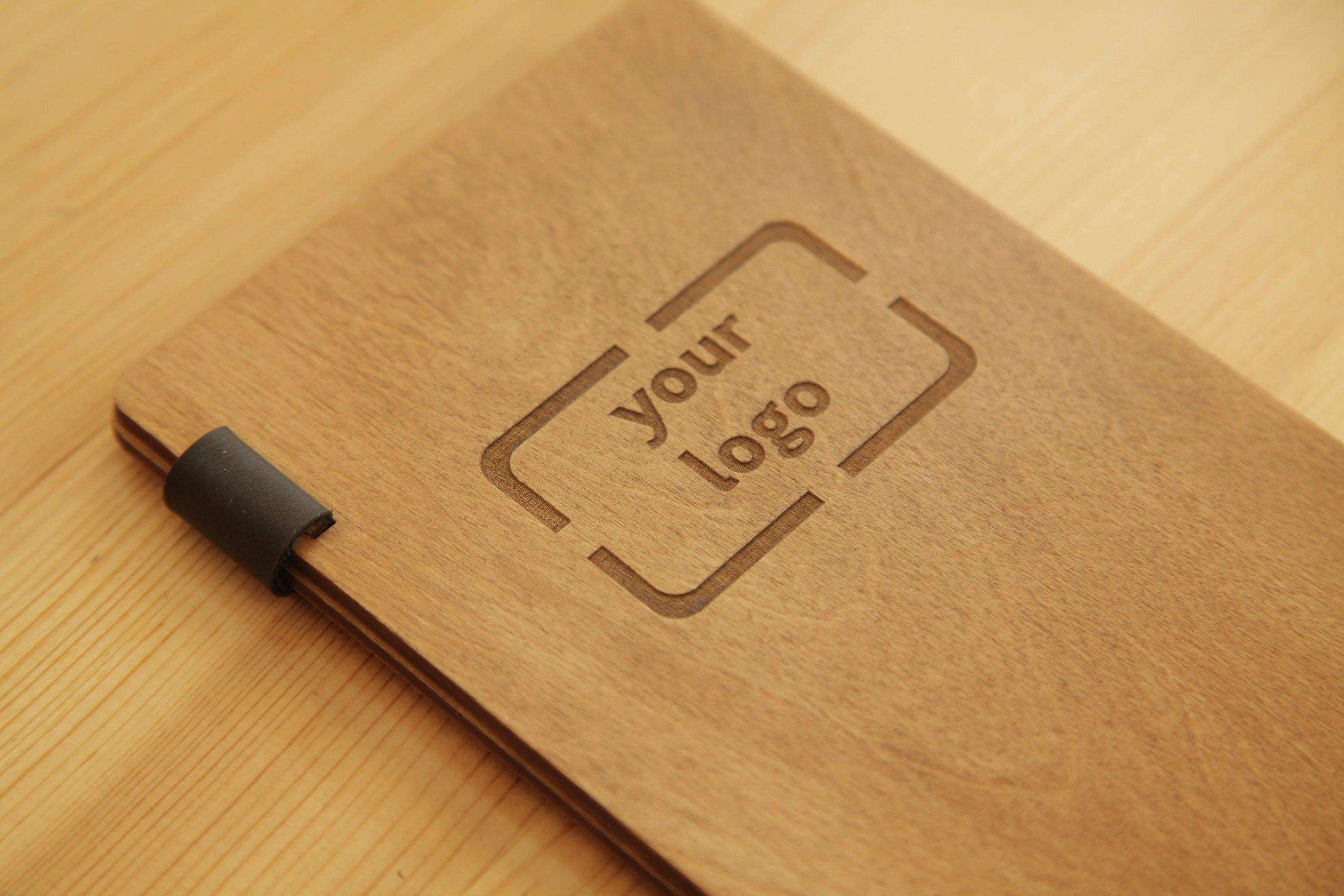 Personalized Restaurant Check Presenter